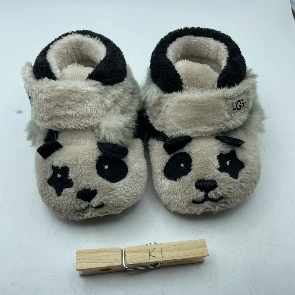 UGG Bixbee Panda Bear infant Slippers Cozy Comfort size 2-3